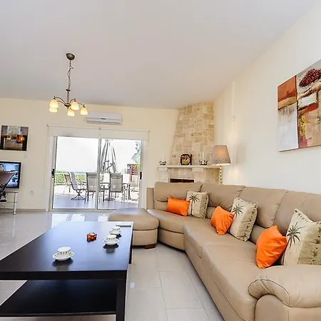 196 Villa Protaras